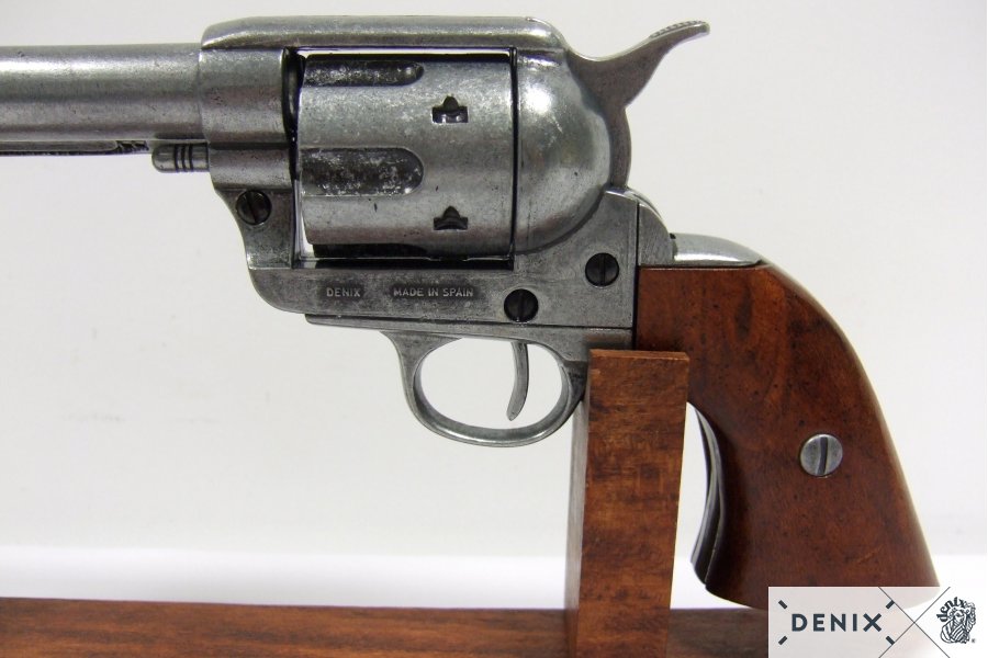 45 Colt Peacemaker extra-long