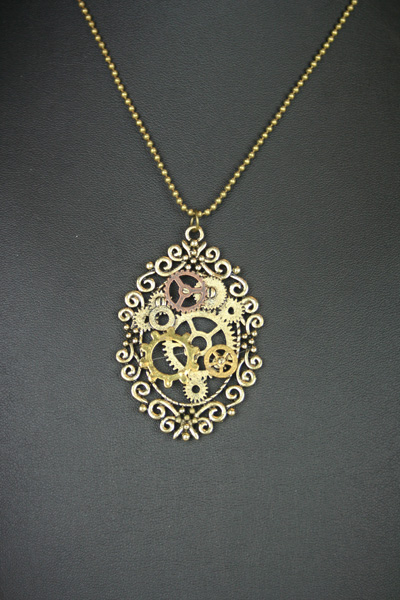 Steampunk Pendant with Necklace - Gears, bronze
