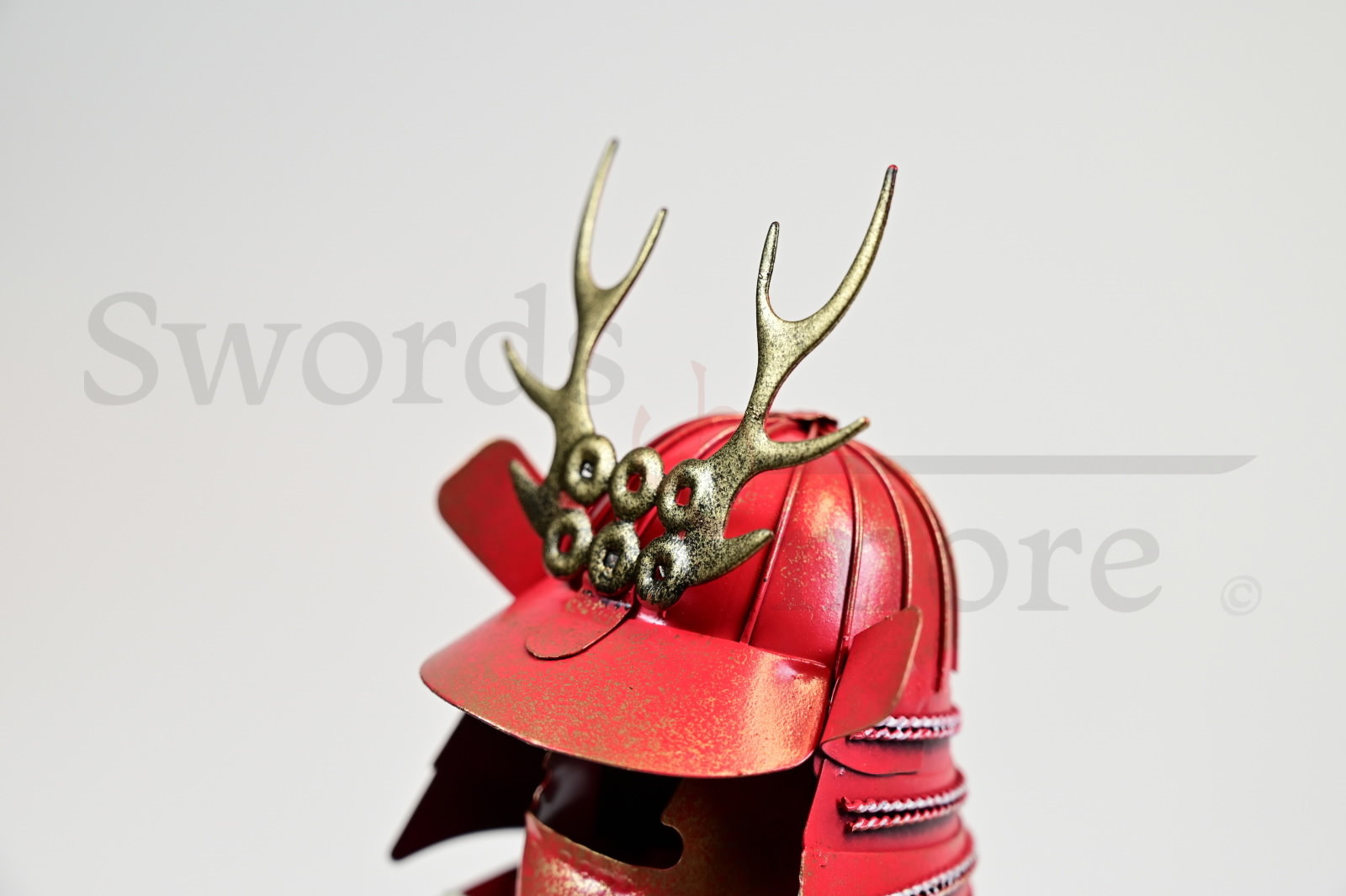 Japanese samurai armor miniature, red