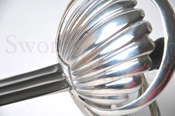 Geriffeltes Swept Hilt Rapier