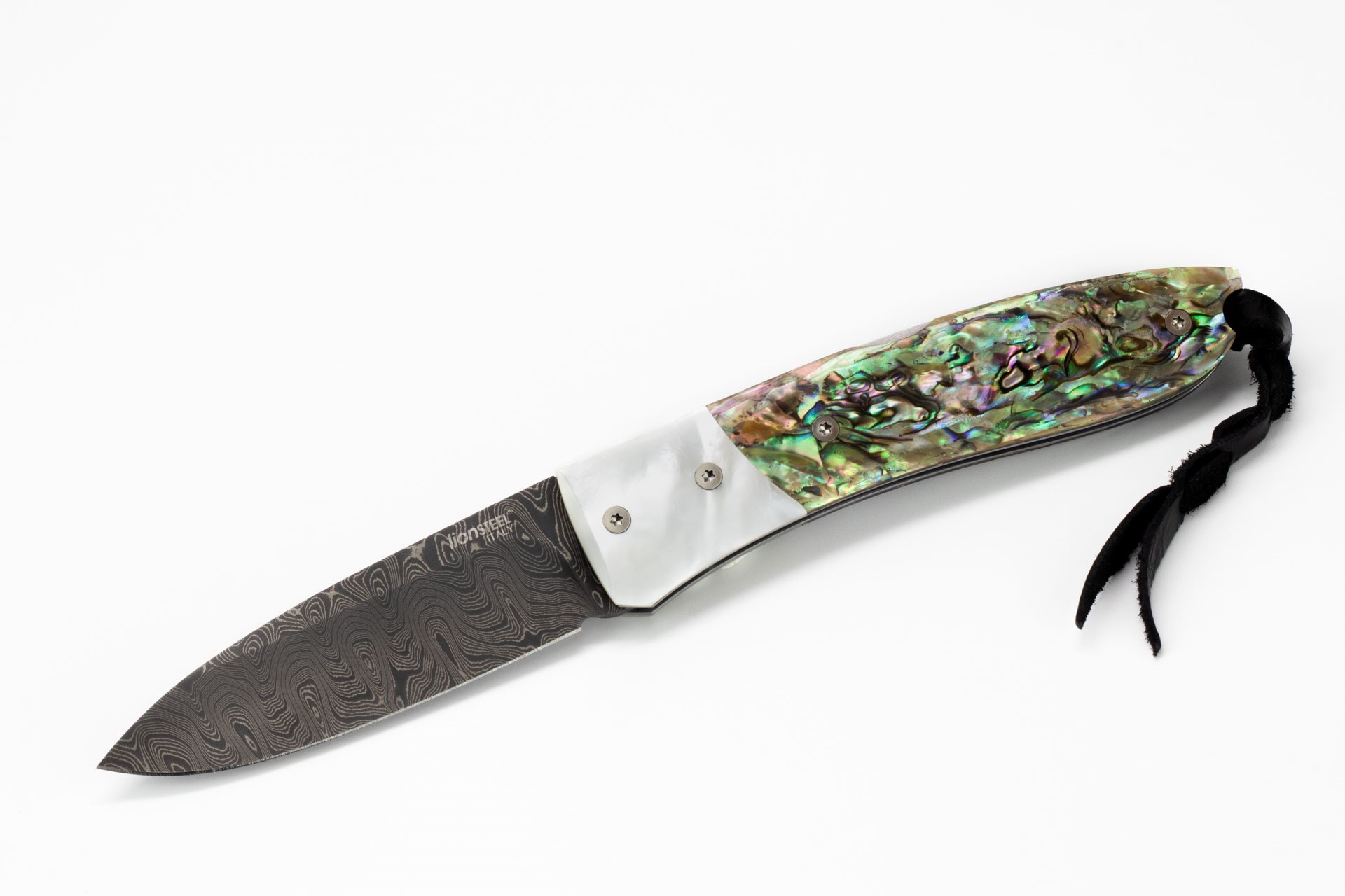 Opera Damascus - Mother of Pearl