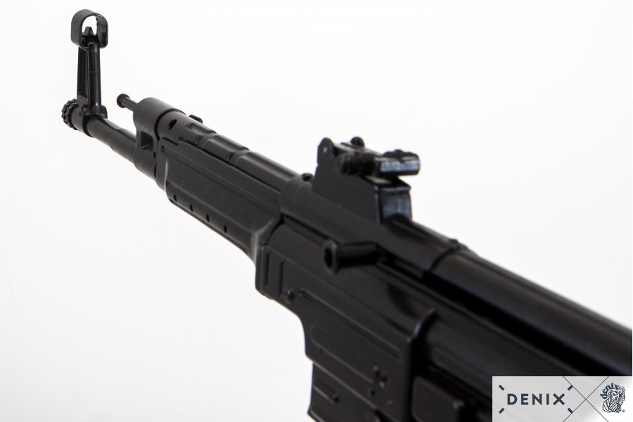 StG 44 assault rifle, Germany 1943