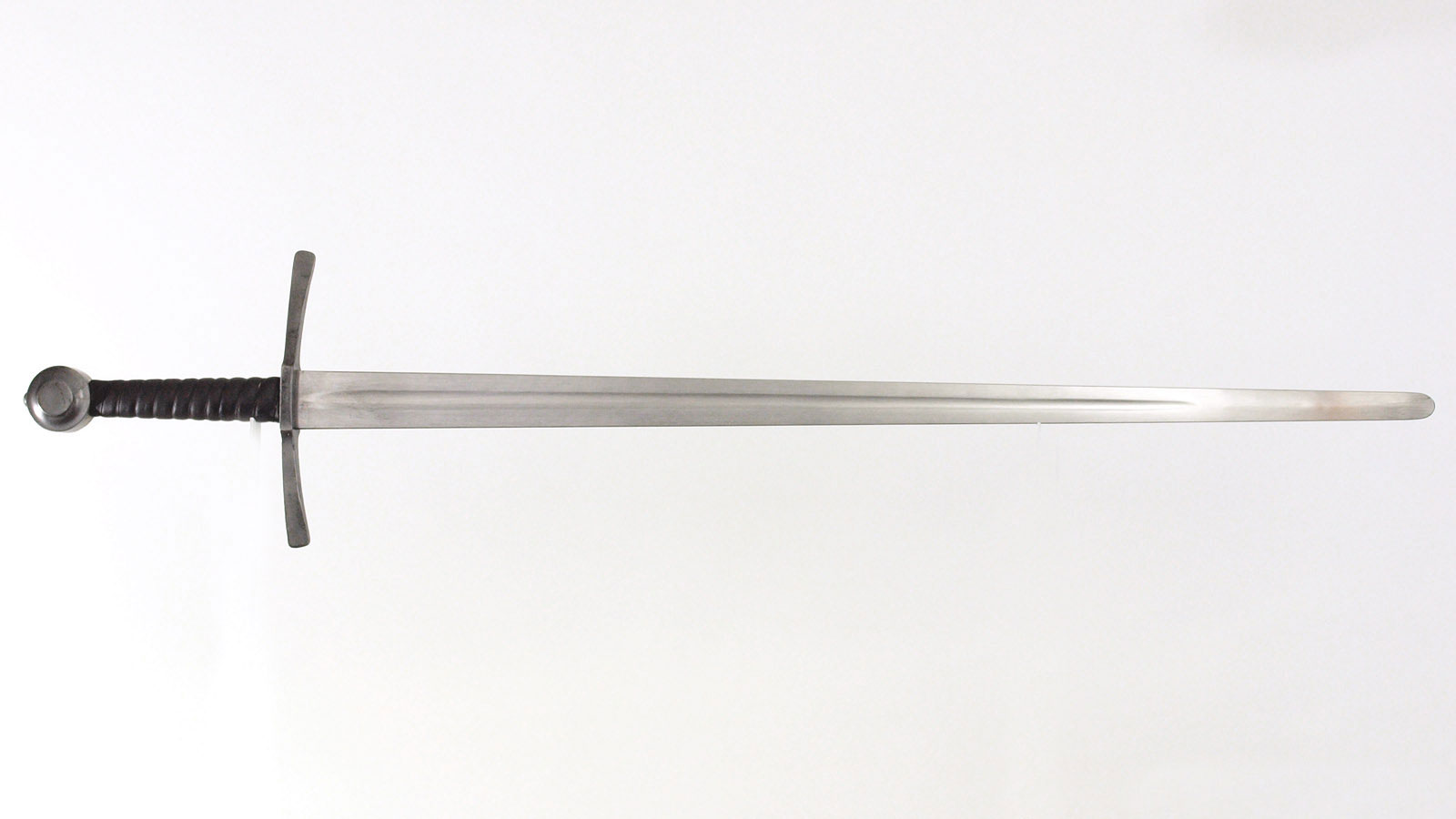 Hand-and-a-half sword, Feather Blade