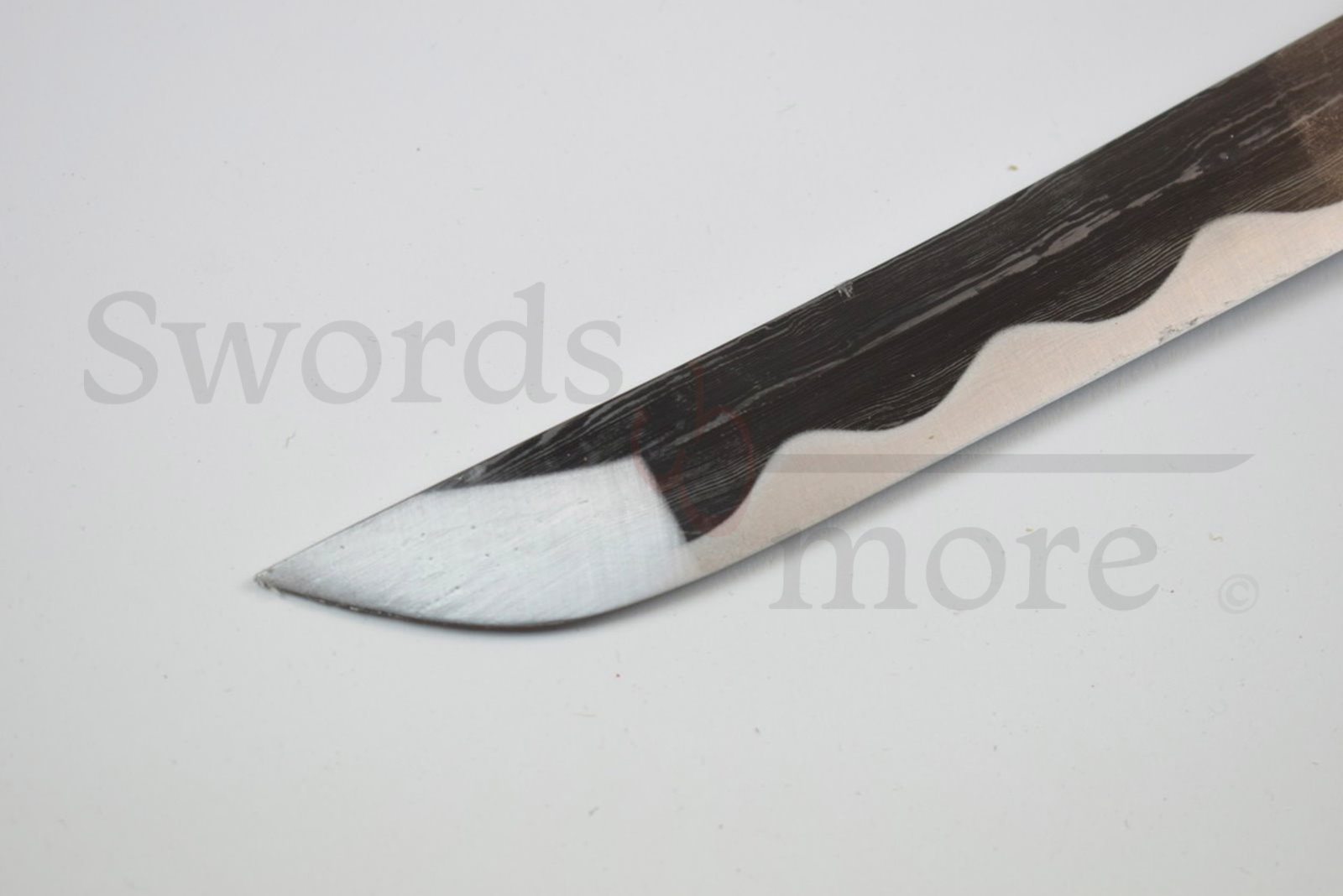 Demon Slayer: Kimetsu no Yaiba - Kochou Shinobu's Sword - handforged and folded, Set