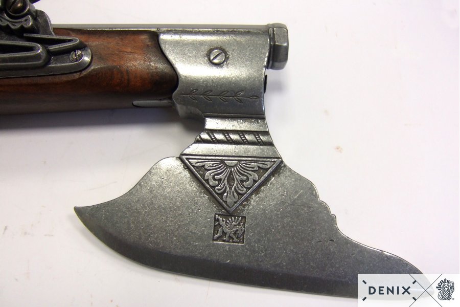 German axe pistol, flintlock 17th century, wood / metal