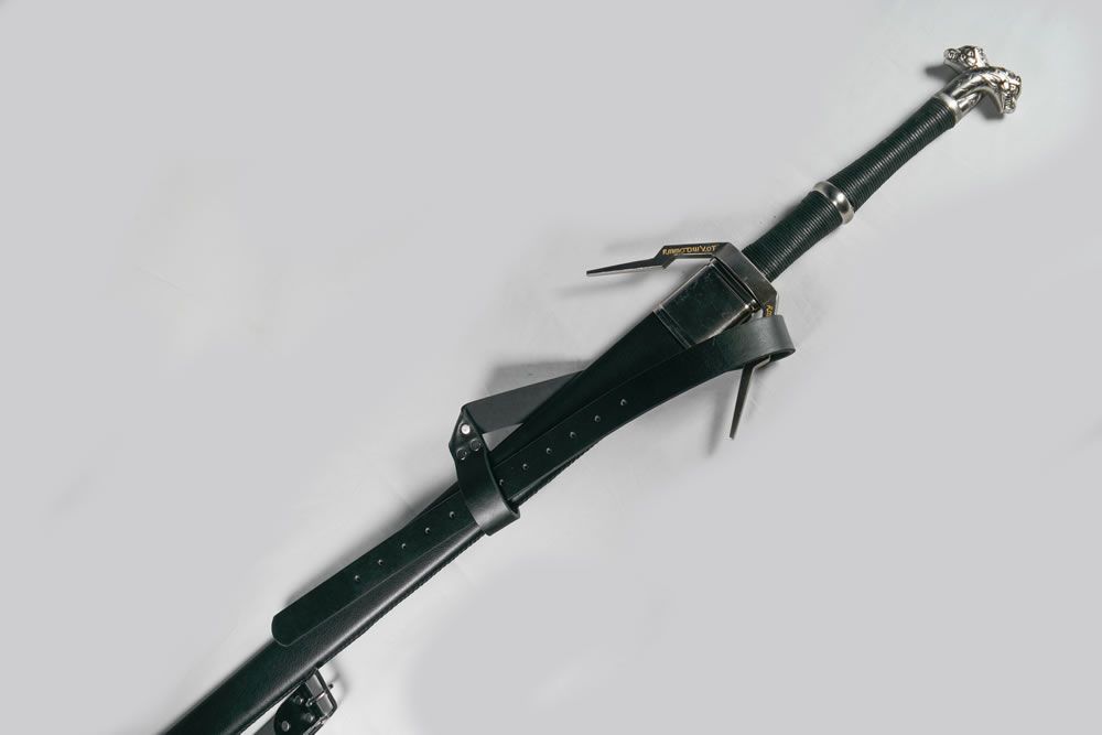 Witcher - Silber Schwert mit Scheide