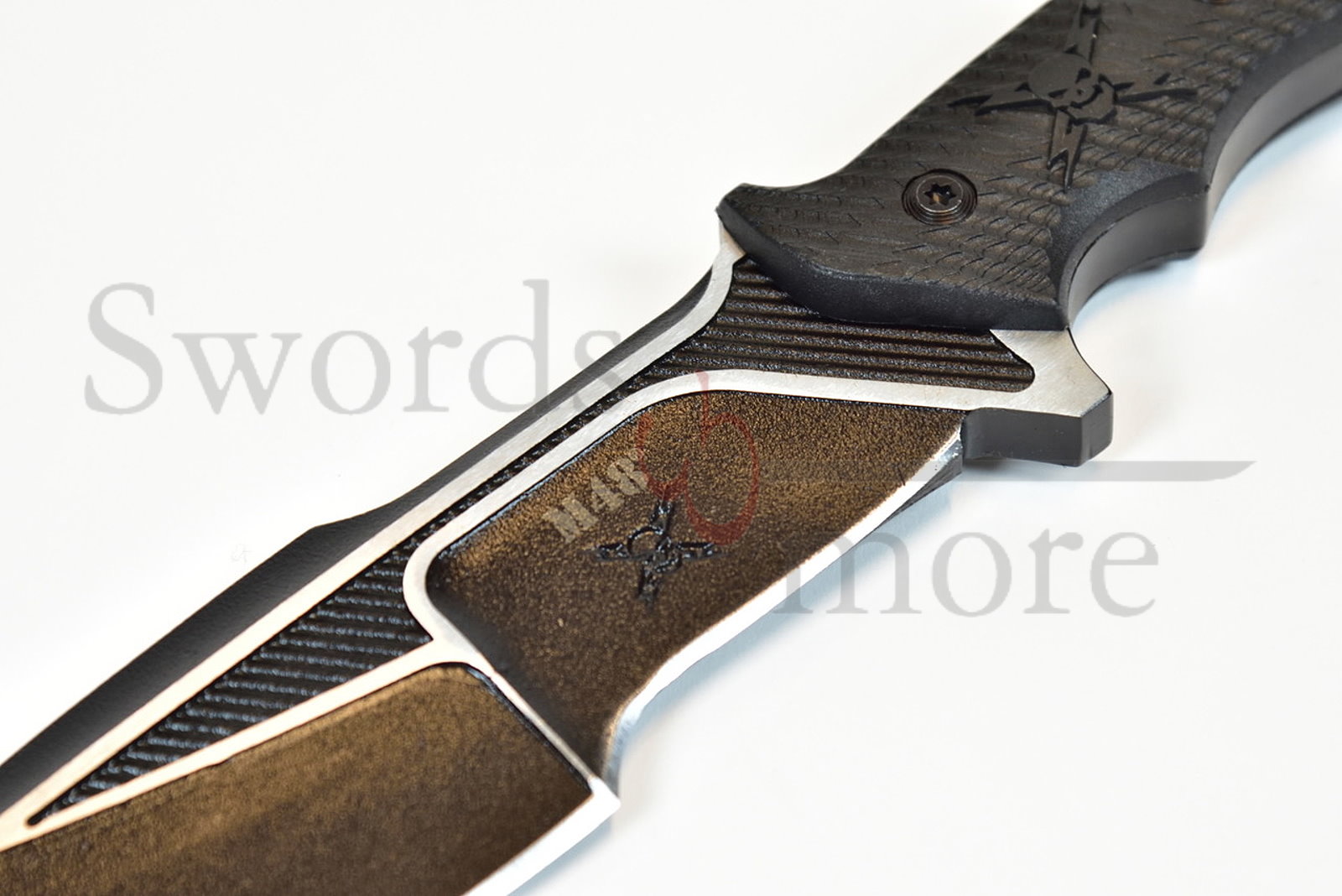 M48 Liberator Messer mit festgestellter Klinge und Scheide