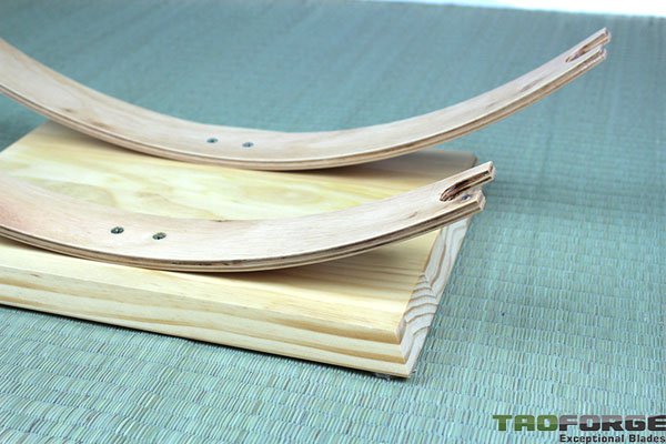 Design Sword stand for 2 swords – natural wood