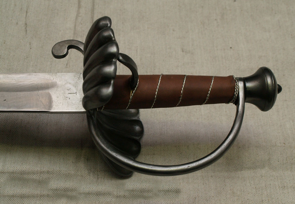 Barockes Entermesser mit vollem Griff