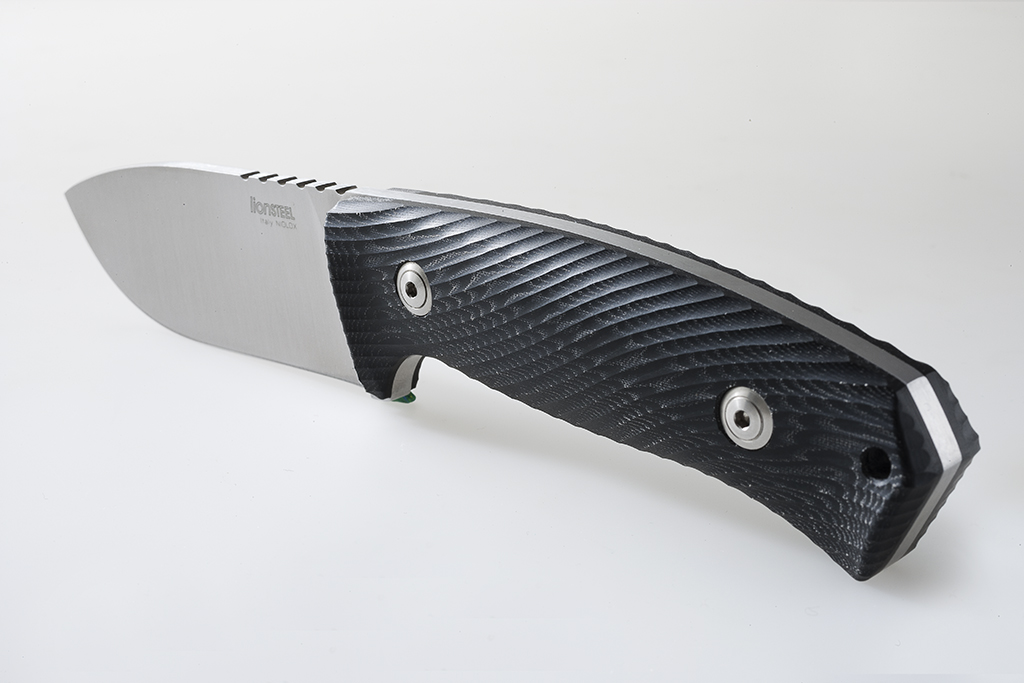 M3 - Black Micarta