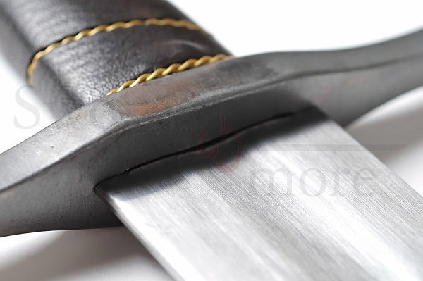 Dunkles Mittelalter Schwert