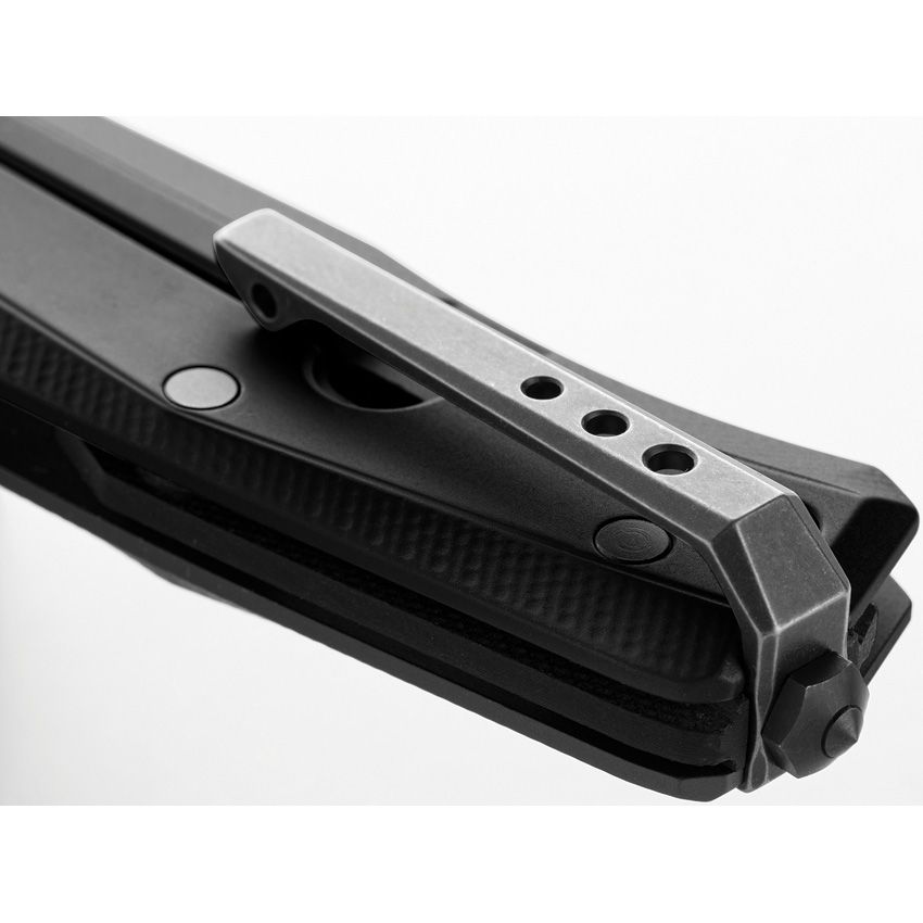 Myto, M390-Klinge mit schwarzer PVD-Stonewashed-Beschichtung, schwarzer Aluminiumgriff