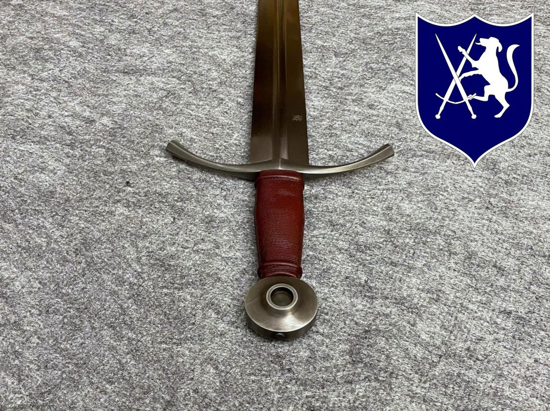 Das Lyon Schwert, handgeschmiedet