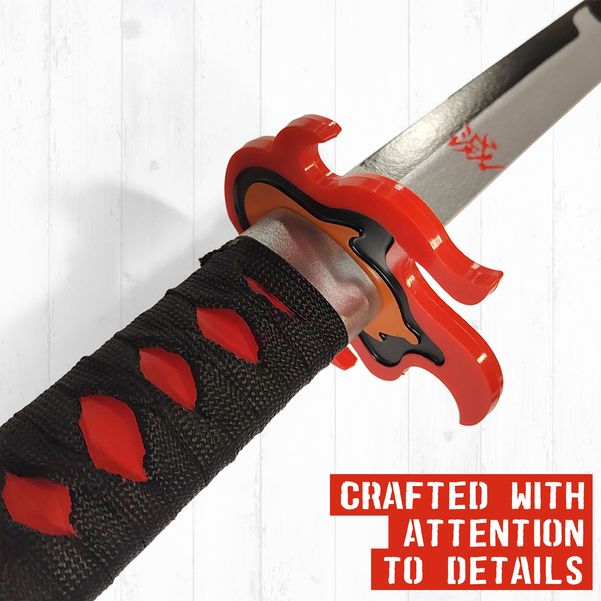 Demon Slayer - Tanjiro Kamado Schwert v2 - Fire Breath aus Holz mit Scheide