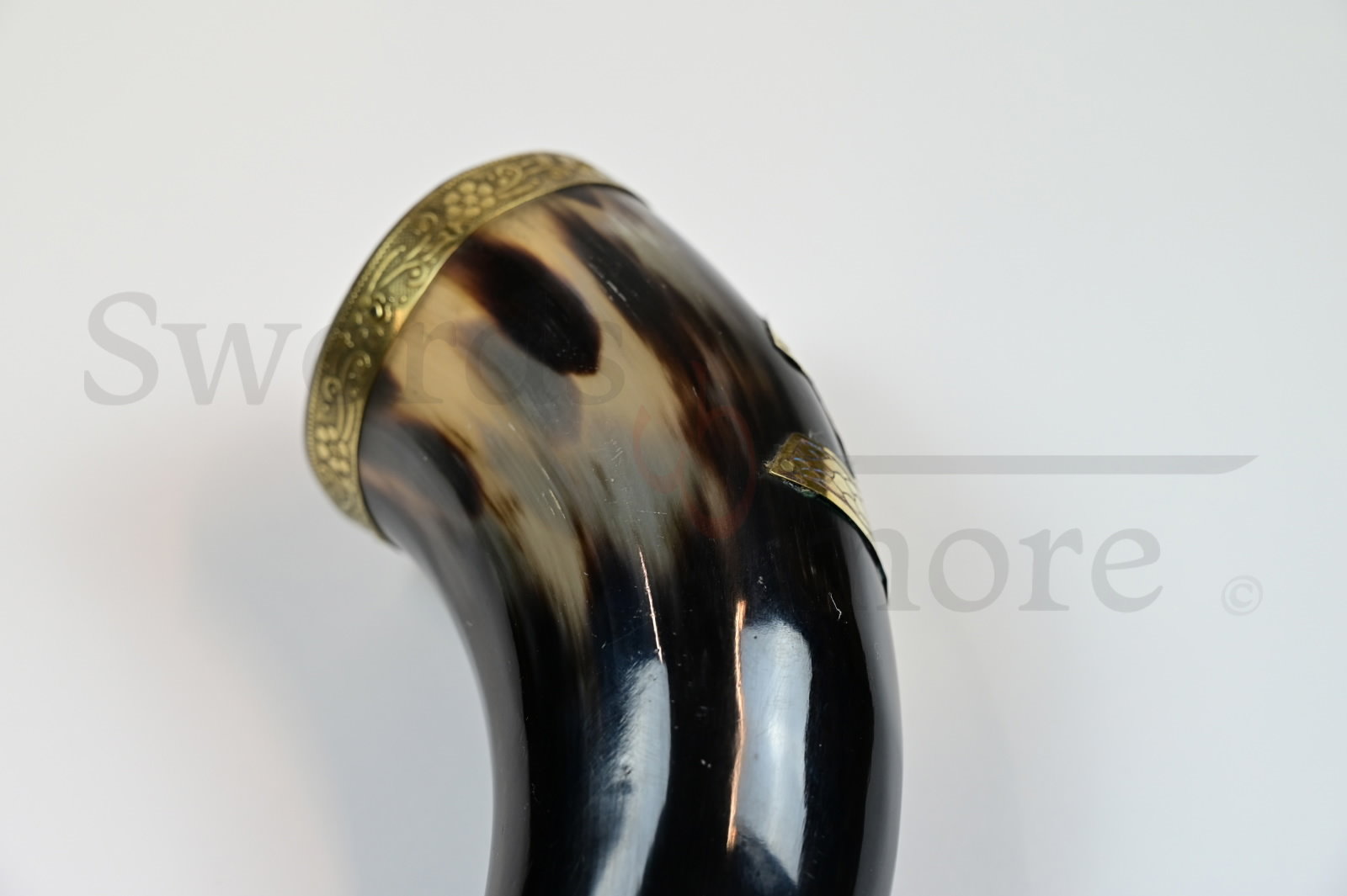 Thor Horn mit Lederband