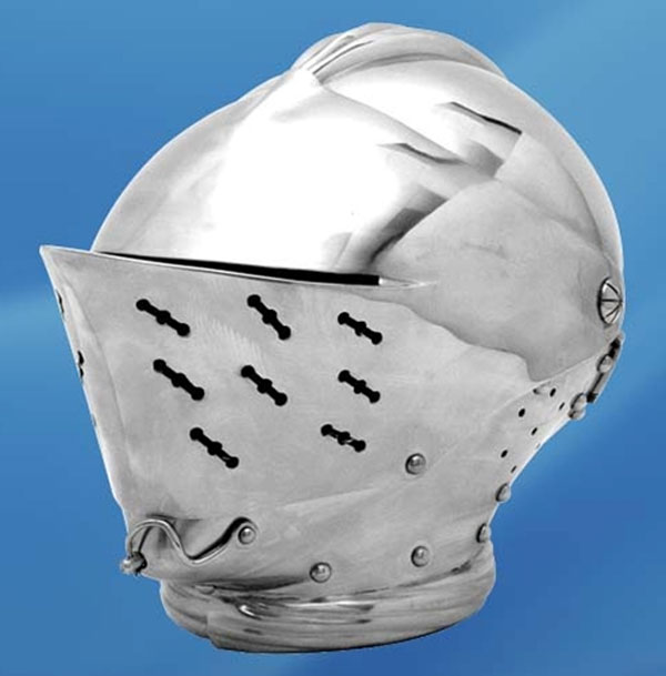 Tudor Close Helmet
