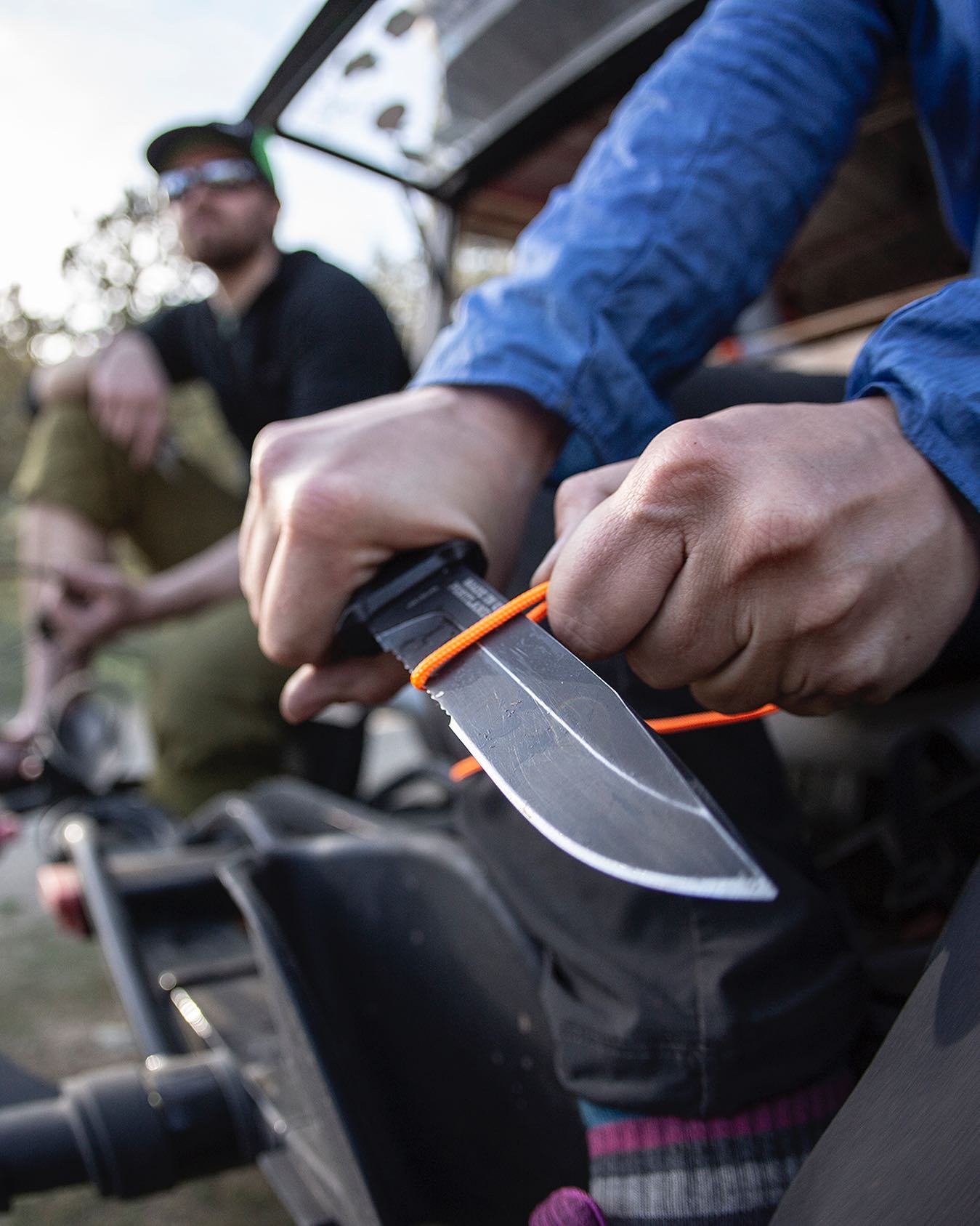 StrongArm mit festgestellter Klinge Schwarz SE