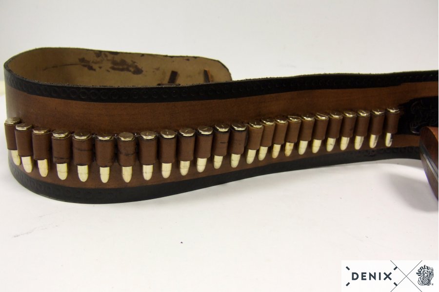 Leather belt including 24 balls, for 1 Colt