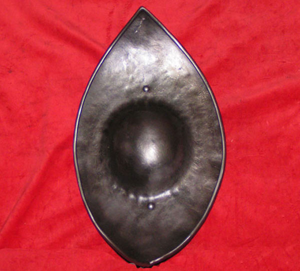 Battle-ready Buckler shield Tallhofer