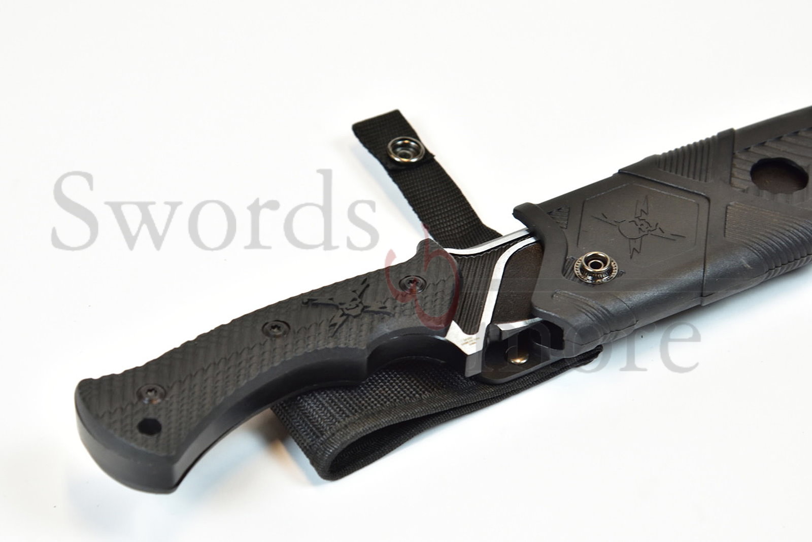 M48 Liberator Messer mit festgestellter Klinge und Scheide