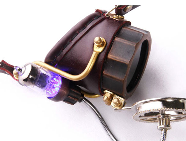 Monocle with LED brown