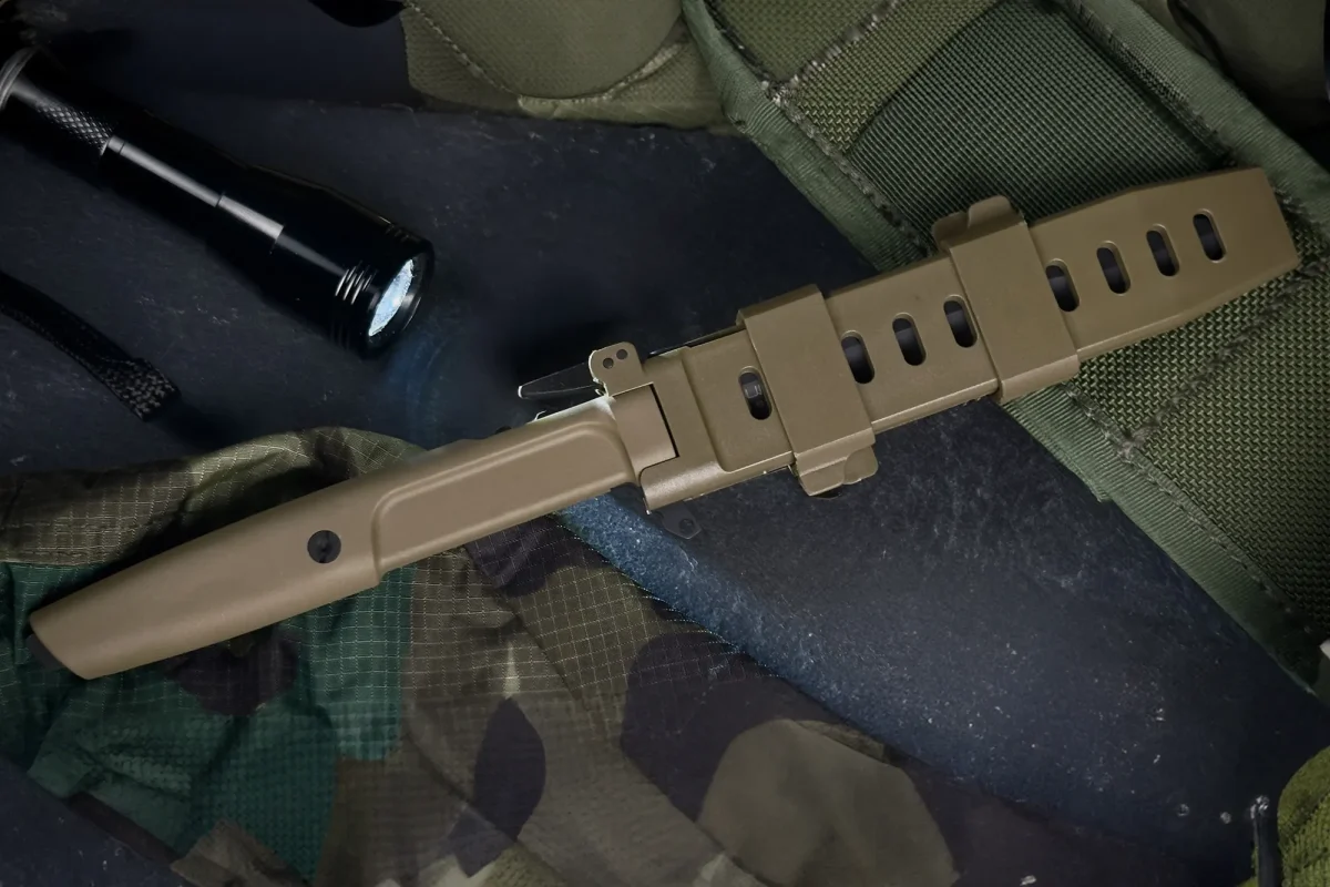 REQUIEM M390 HCS BLACK